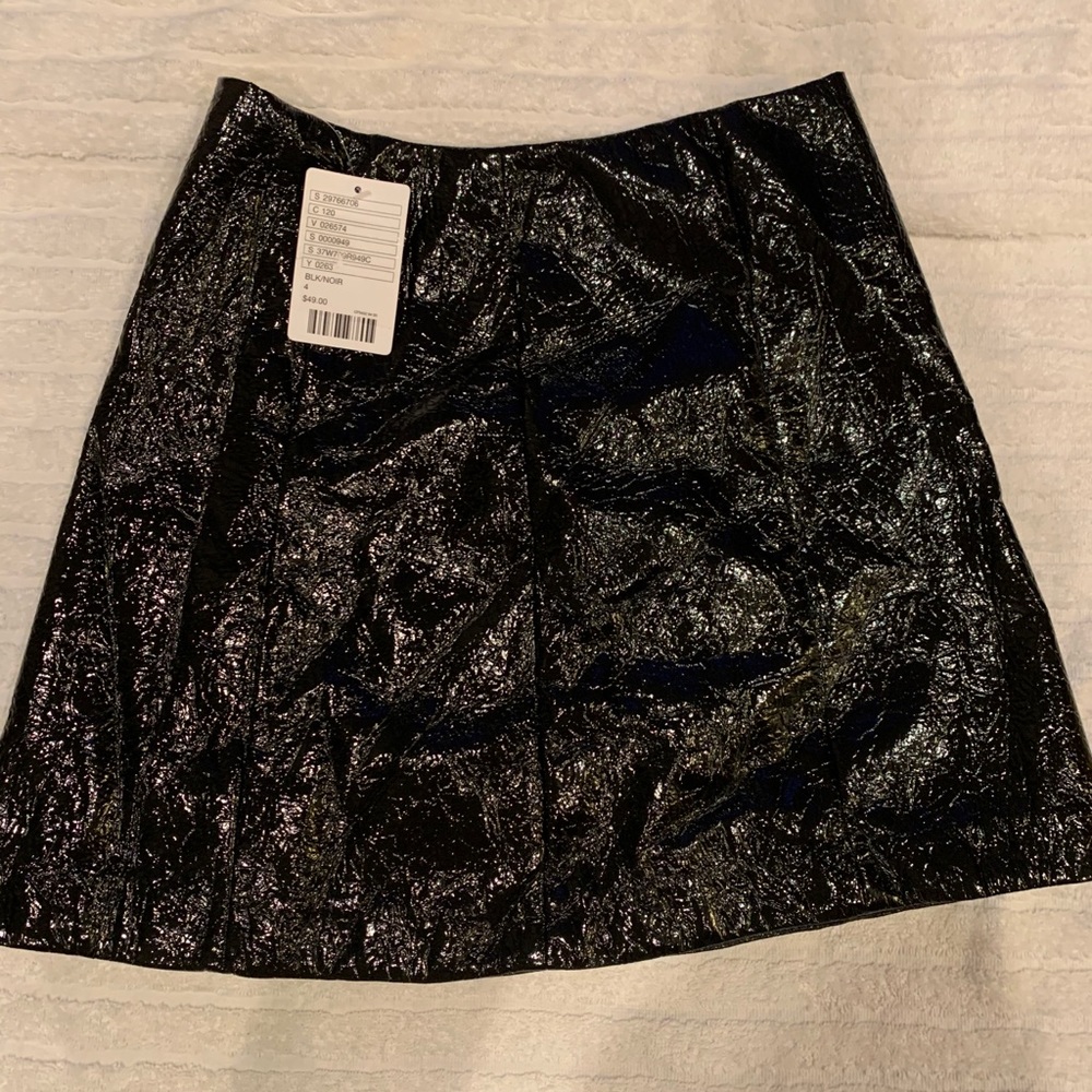 NWT Urban Outfitters mini skirt 4 faux